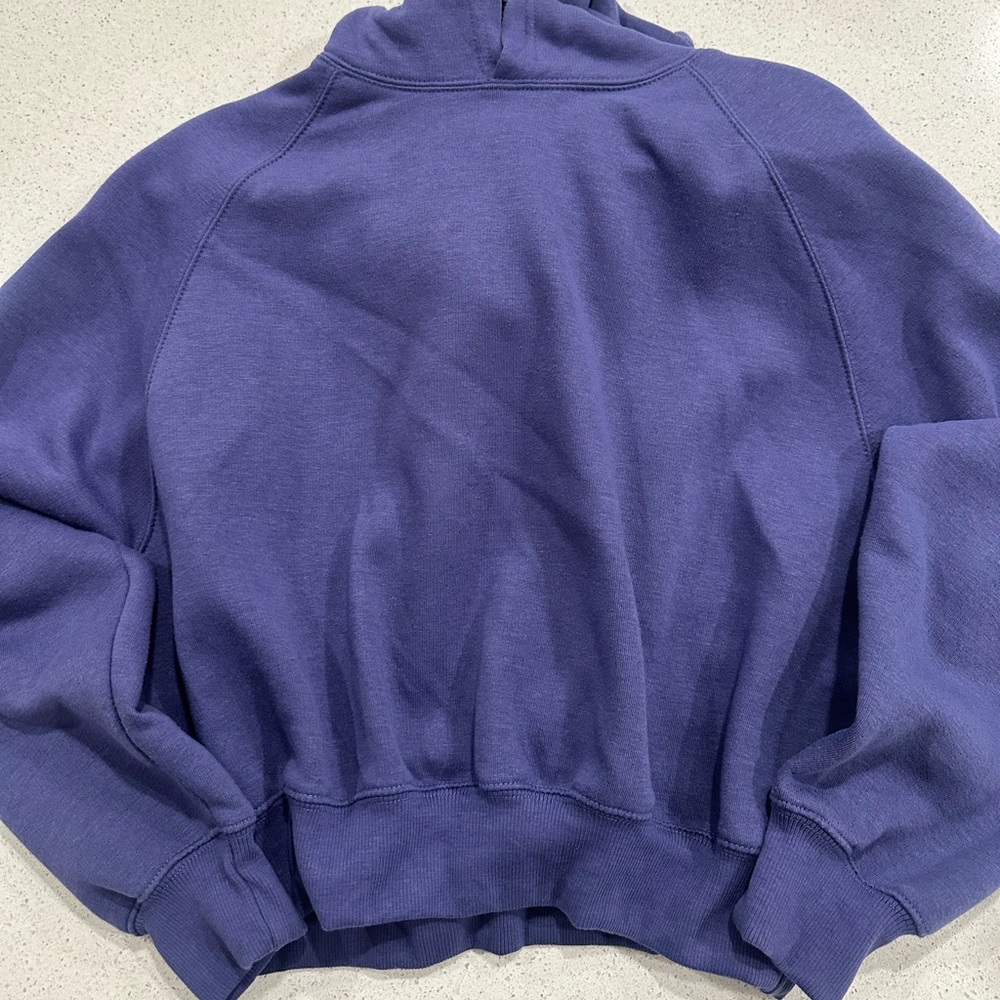 Cropped indigo hoodie